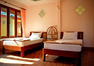 CLEAN AND STYLISH ROOMS AT SEABOARD BUNGALOWS