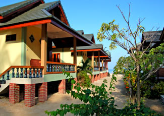EVERY BUNGALOWS IS SITUATED CLOSE TO THE SEA